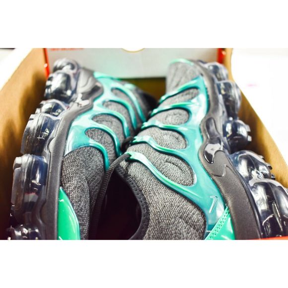 Nike Air Vapormax Plus Mens Size 11 Shoes 924453 - Picture 6 of 6